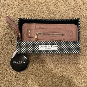 NWT Olivia & Kate New York Blush Pink Wristlet Wallet